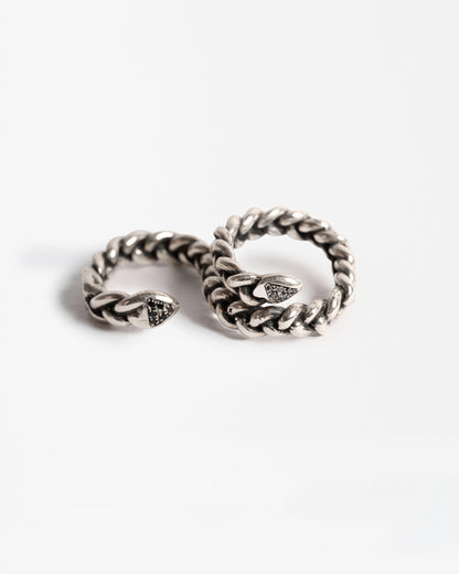 Anello mezzo baffo zirconi argento