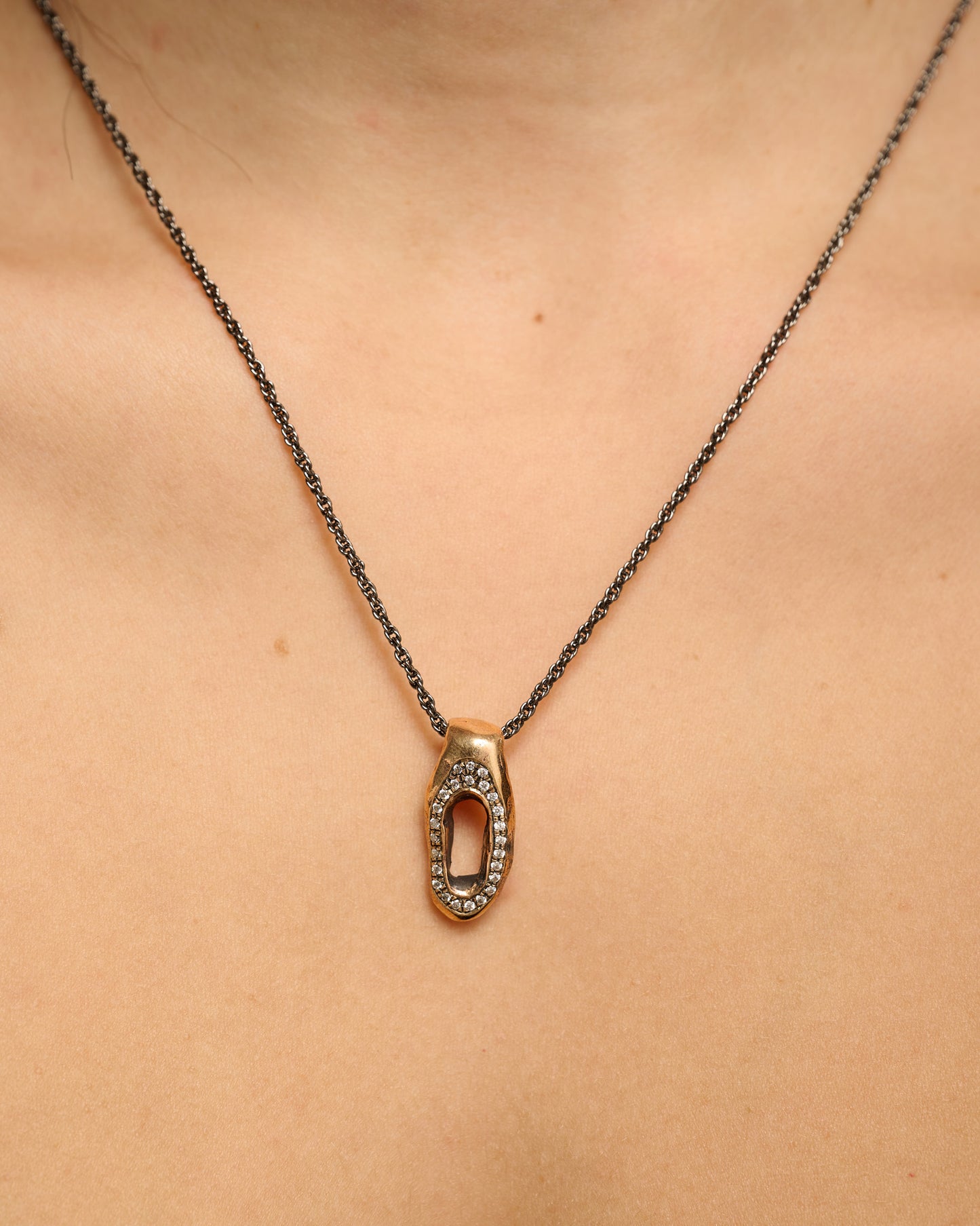 Catena Heathrow bronzo zirconi