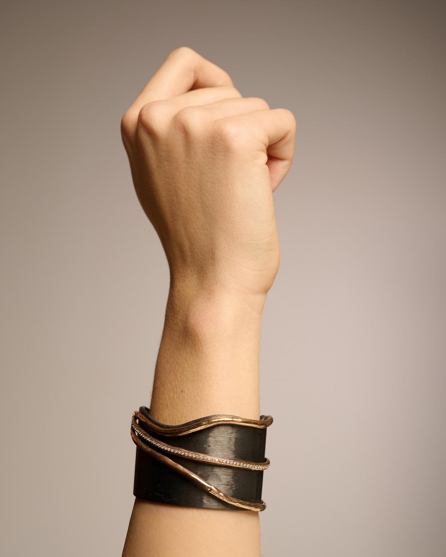 Bracciale big JFK black bronzo e zirconi