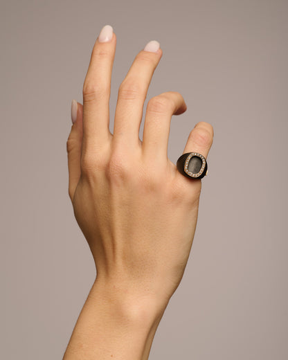 Chevalière JFK tondo black bronzo zirconi