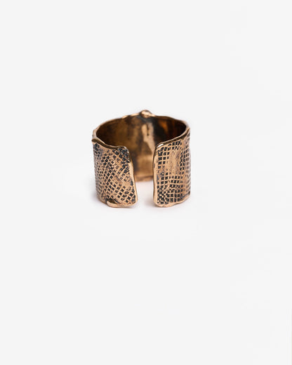 Anello texture JFK bronzo e zirconi