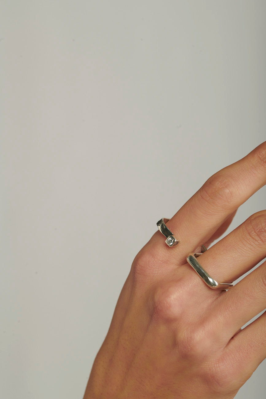 Anello doppio baffo druide argento