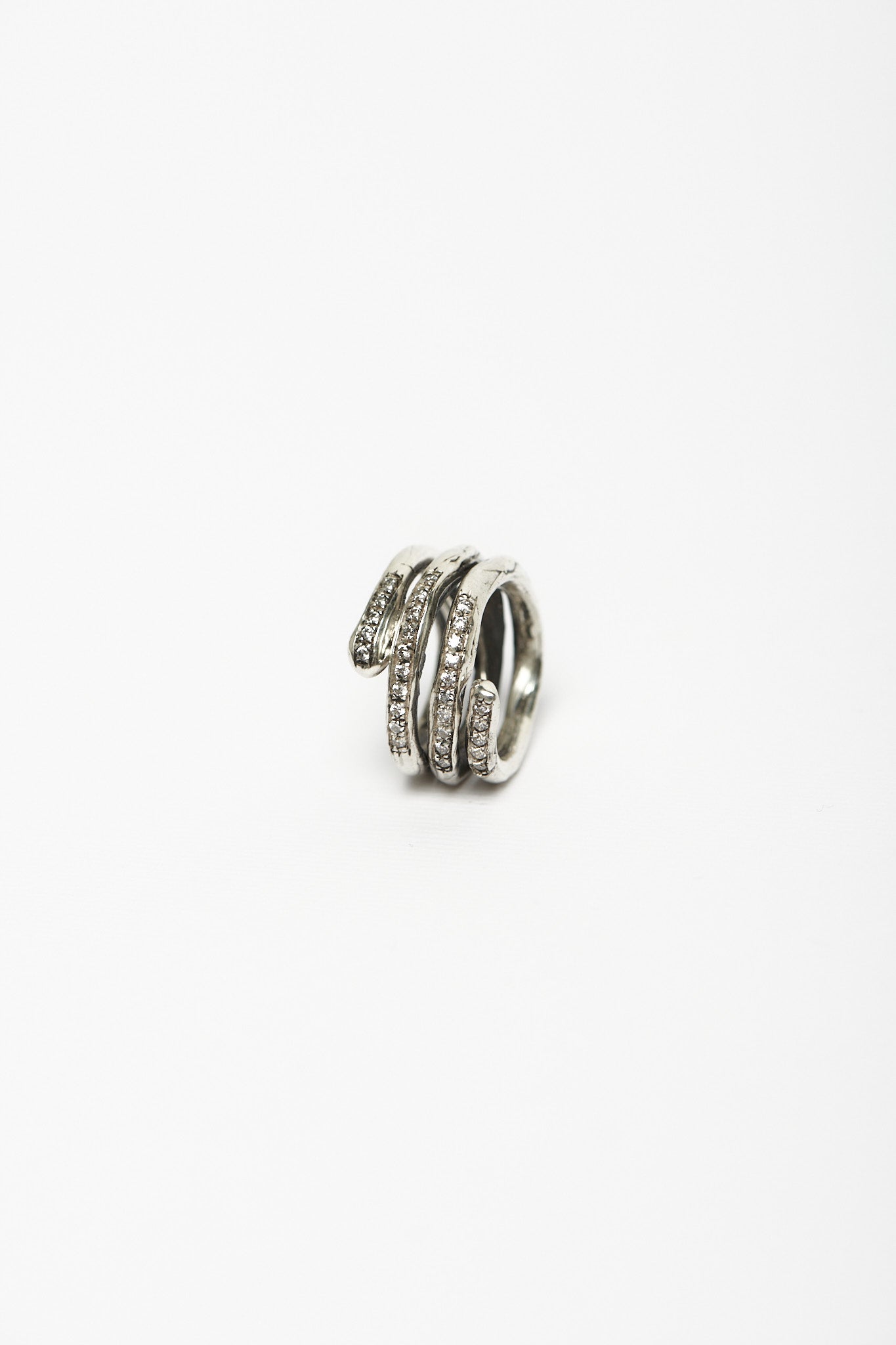 Anello spirale wanderlust argento e zirconi