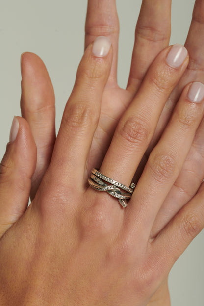 Anello triplo nodo argento e zirconi