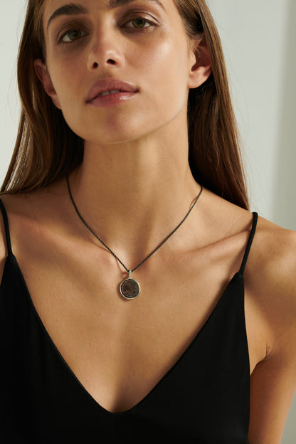 Collana moneta zada argento