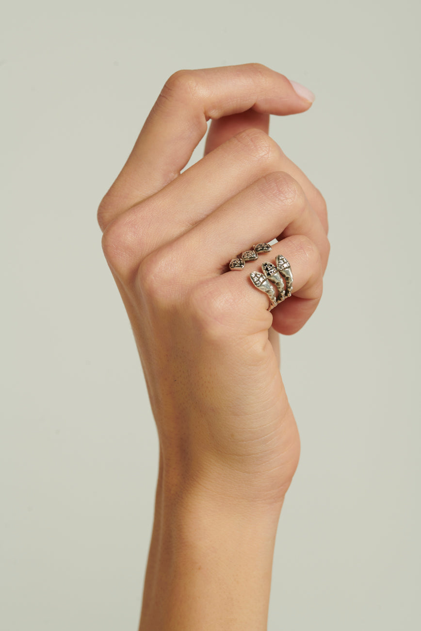 Anello tris mandevilla argento