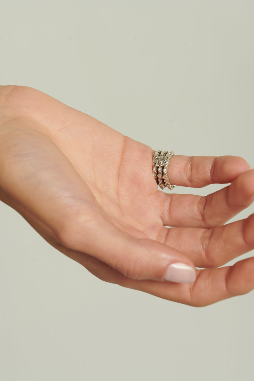 Anello tris mandevilla argento