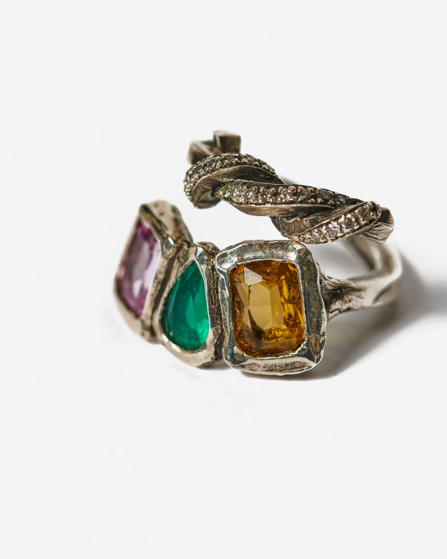 Anello nodo arcobaleno argento