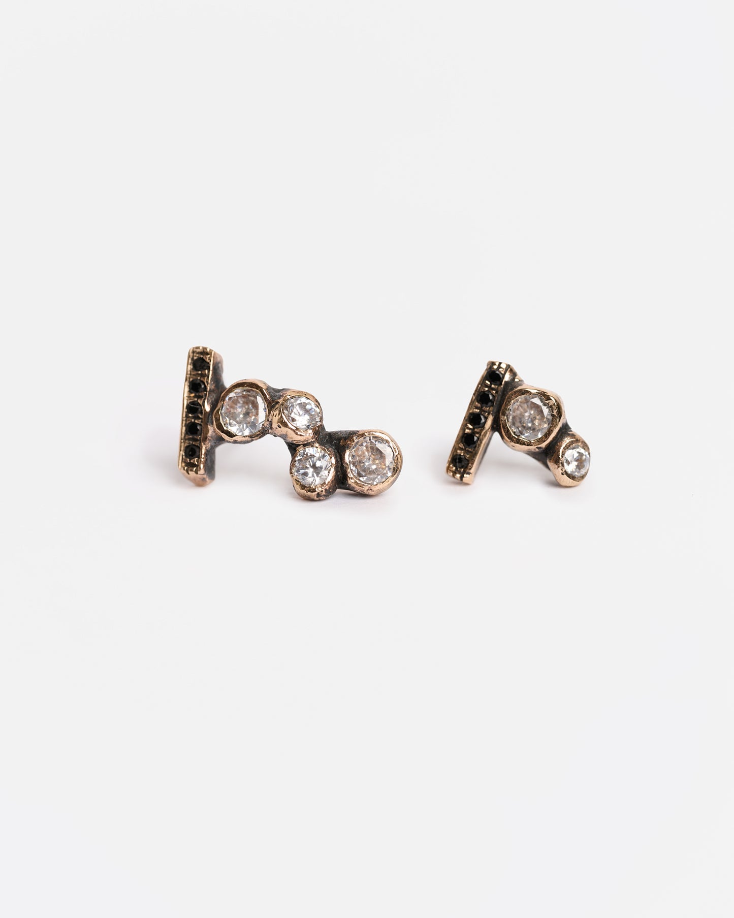 Orecchini mini haneda bronzo e zirconi