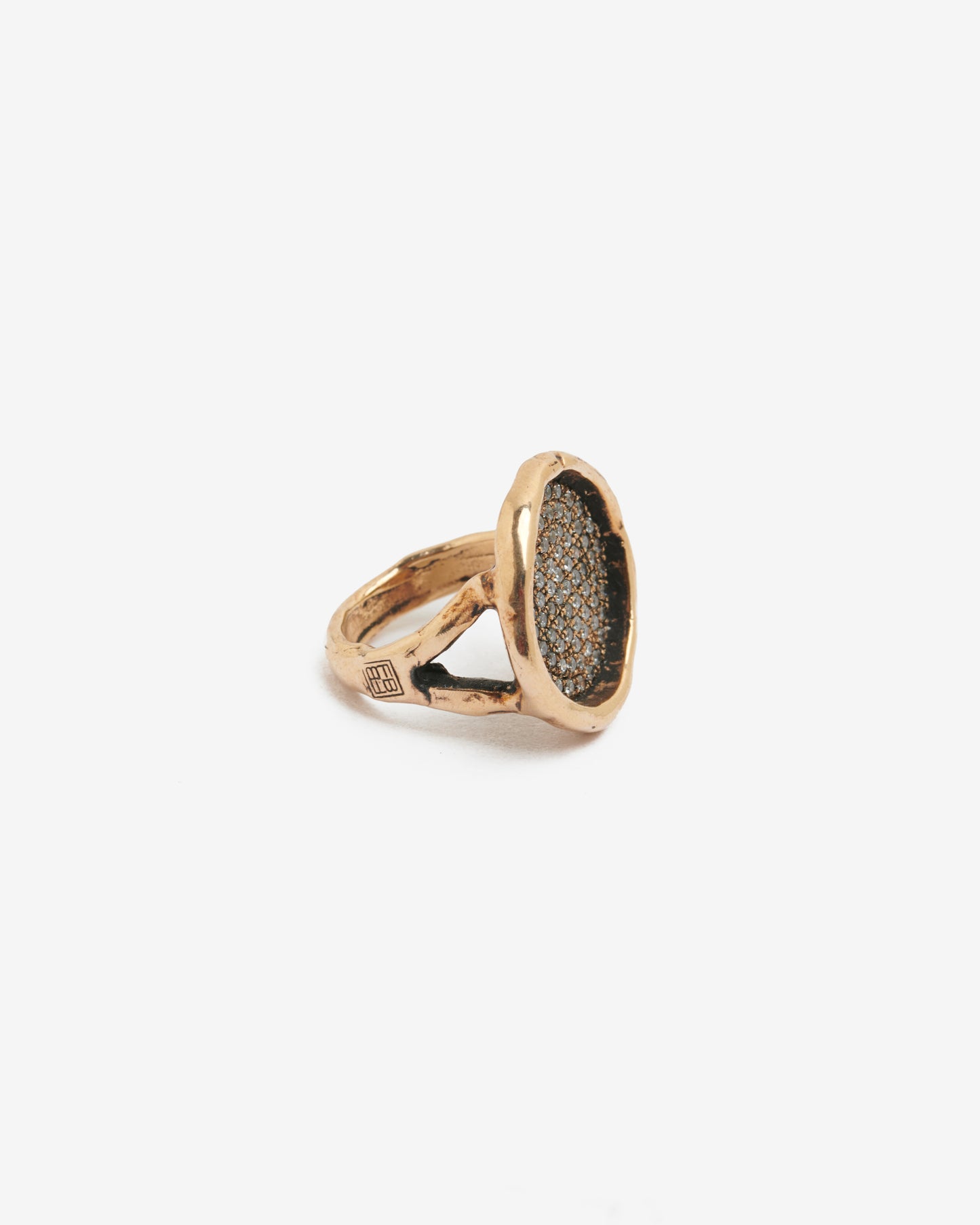 Chevalière V zada super luxury bronzo