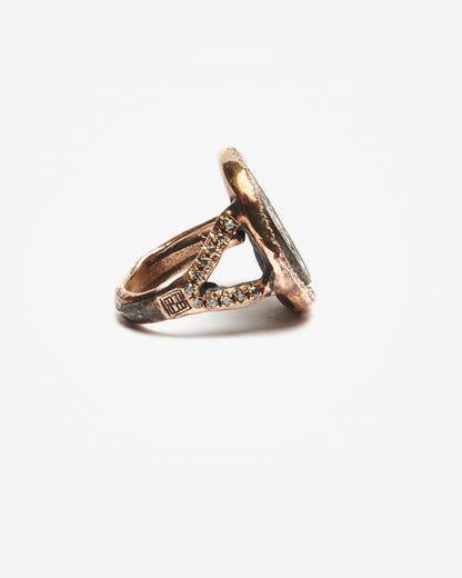 Chevalière V zada luxury bronzo